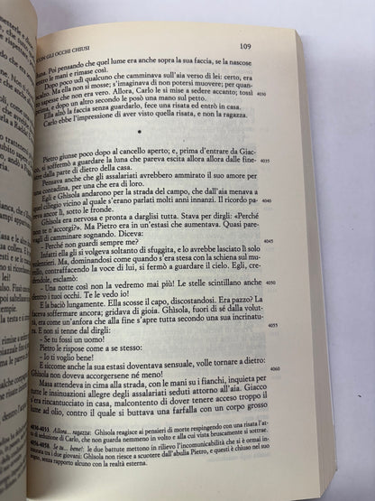Con gli occhi chiusi